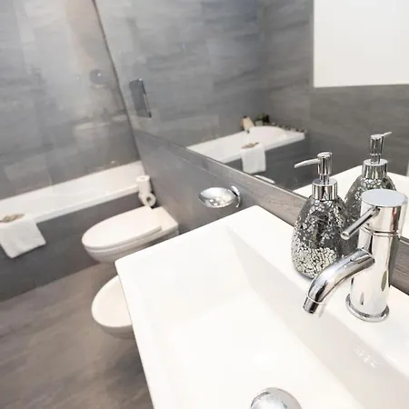 Babuino Luxury Design Apartman *