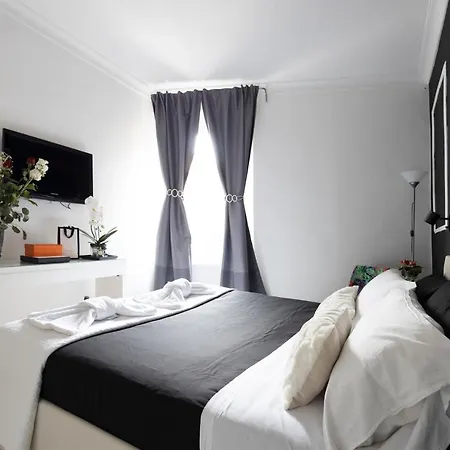 Babuino Luxury Design Apartament *